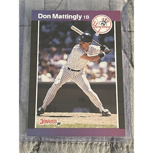 1989 Donruss Baseball #74 - Don Mattingly - New York Yankees MLB Baseball Card